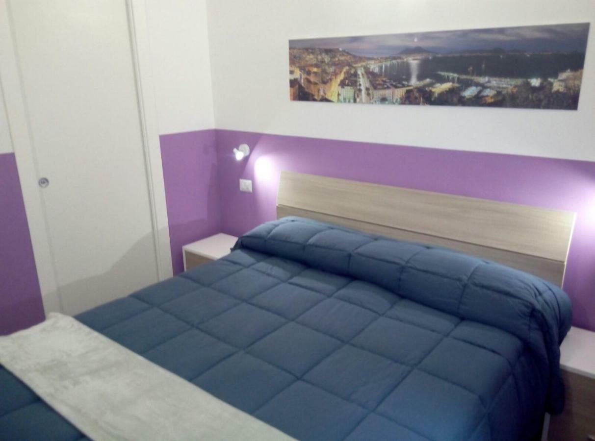 Bed and Breakfast Gradoni Di Chiaia Twenty Three à Naples Extérieur photo