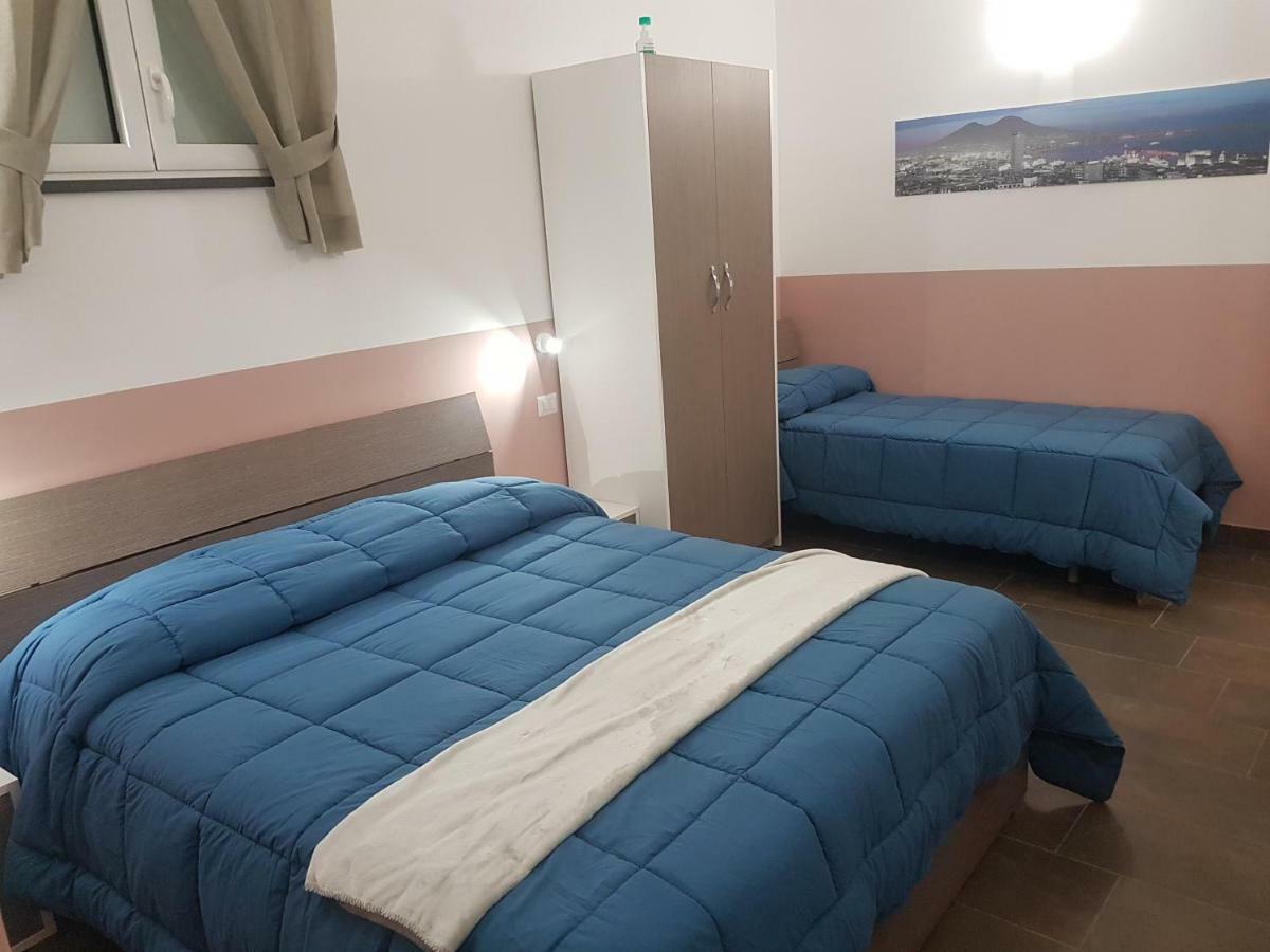 Bed and Breakfast Gradoni Di Chiaia Twenty Three à Naples Extérieur photo