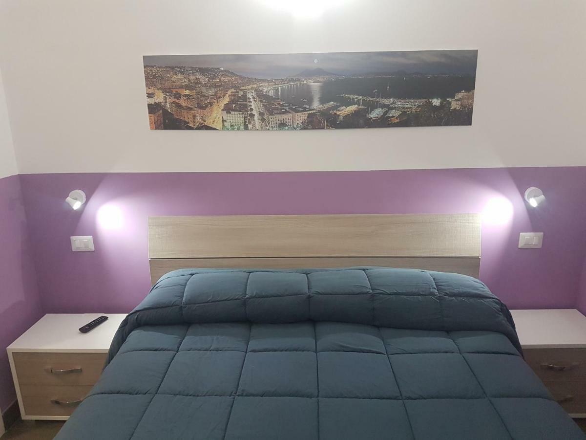 Bed and Breakfast Gradoni Di Chiaia Twenty Three à Naples Extérieur photo