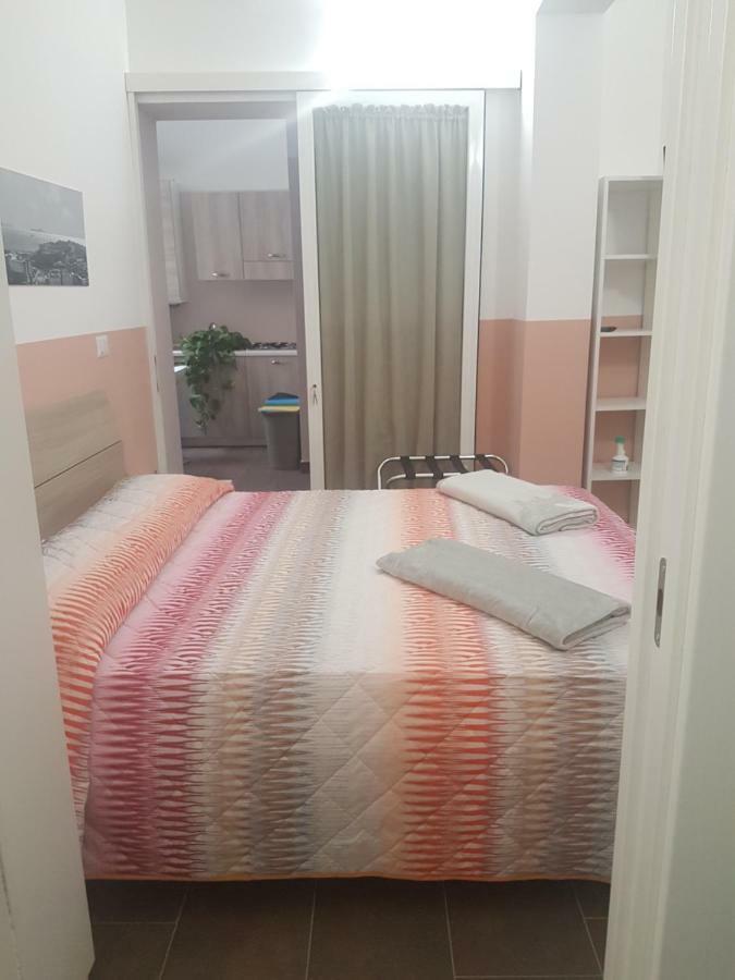 Bed and Breakfast Gradoni Di Chiaia Twenty Three à Naples Extérieur photo